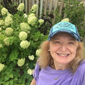 Meet your Posher, Denise